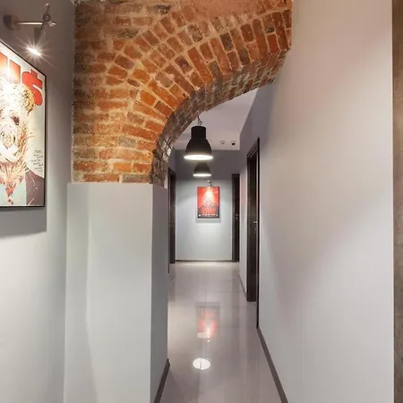 Bed & Breakfast Cinema Poznan