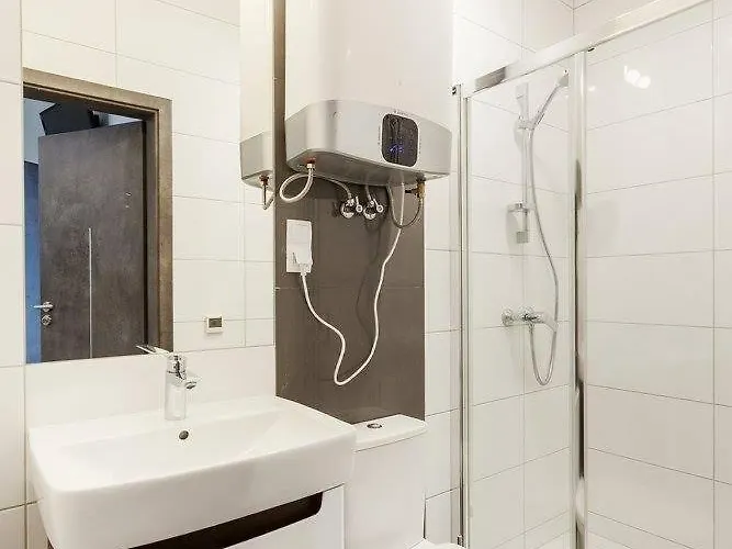 Oda ve Kahvaltı Cinema *