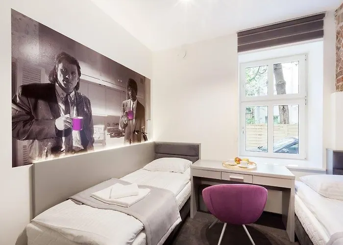 Cinema * بوزنان