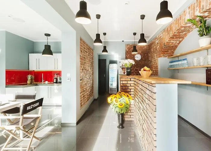 Cinema Oda ve Kahvaltı *